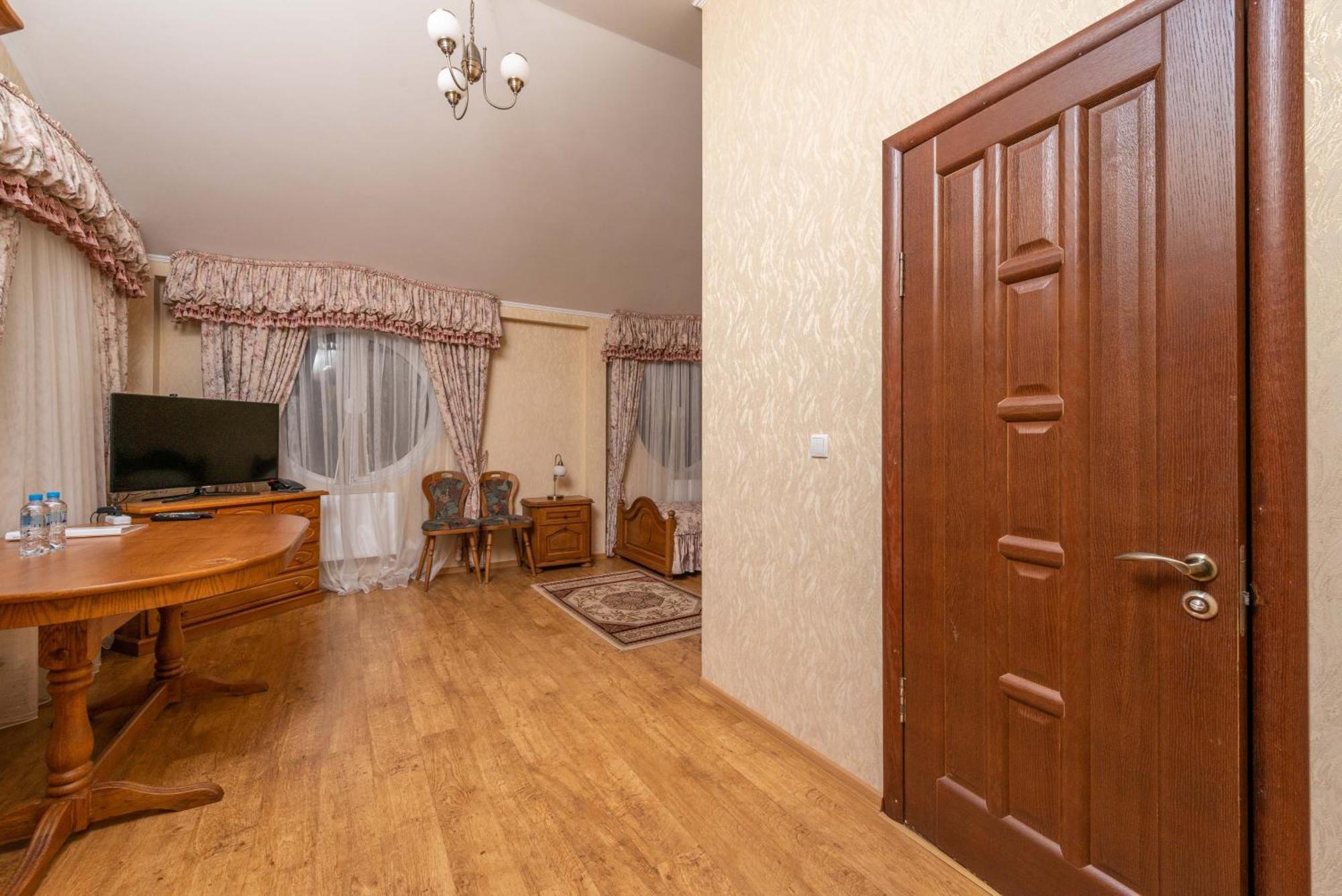 Brech Resort&Spa Gurinovka Staraya Zewnętrze zdjęcie